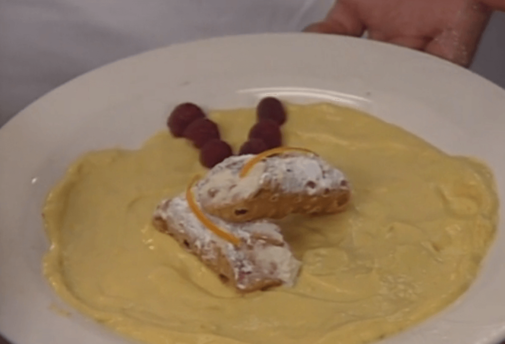 Cannoli with Zabaglione Sauce