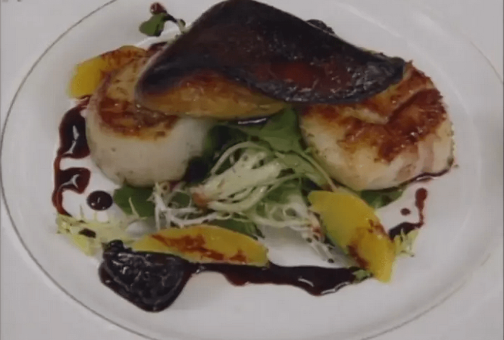 Roasted Scallop Salad with Port-poached Figs and Apple Pear Salad