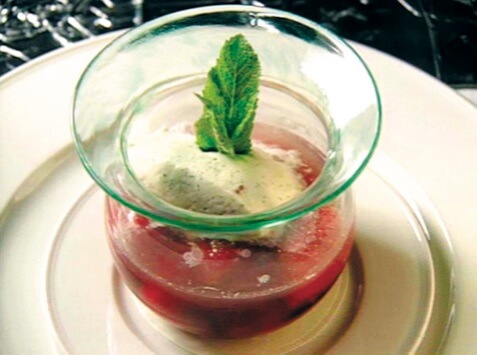 Soup of Strawberries with Champagne and Vanilla Cream