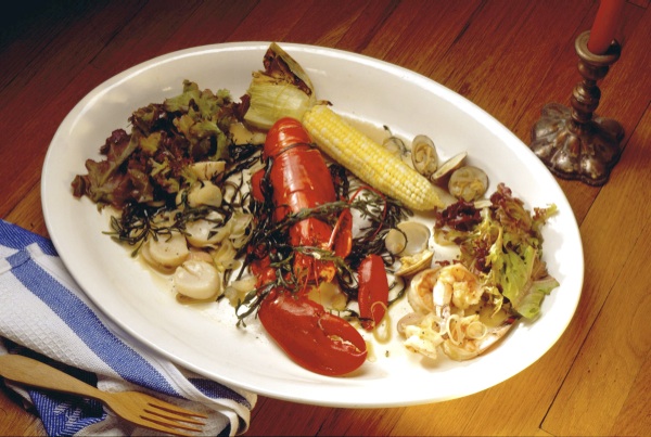 Iron Skillet Clambake