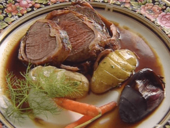 Fillet of Beef Wrapped in Irish Smoked Ham