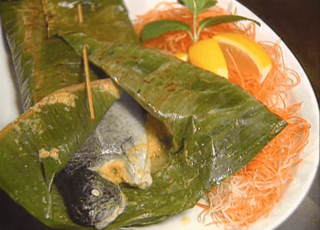 Barbecued Fish Wrapped in a Banana Leaf (Ikan Panggang) ▶