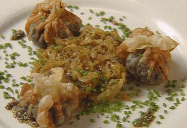 Blood Sausage Pockets on Marjoram Cabbage ▶