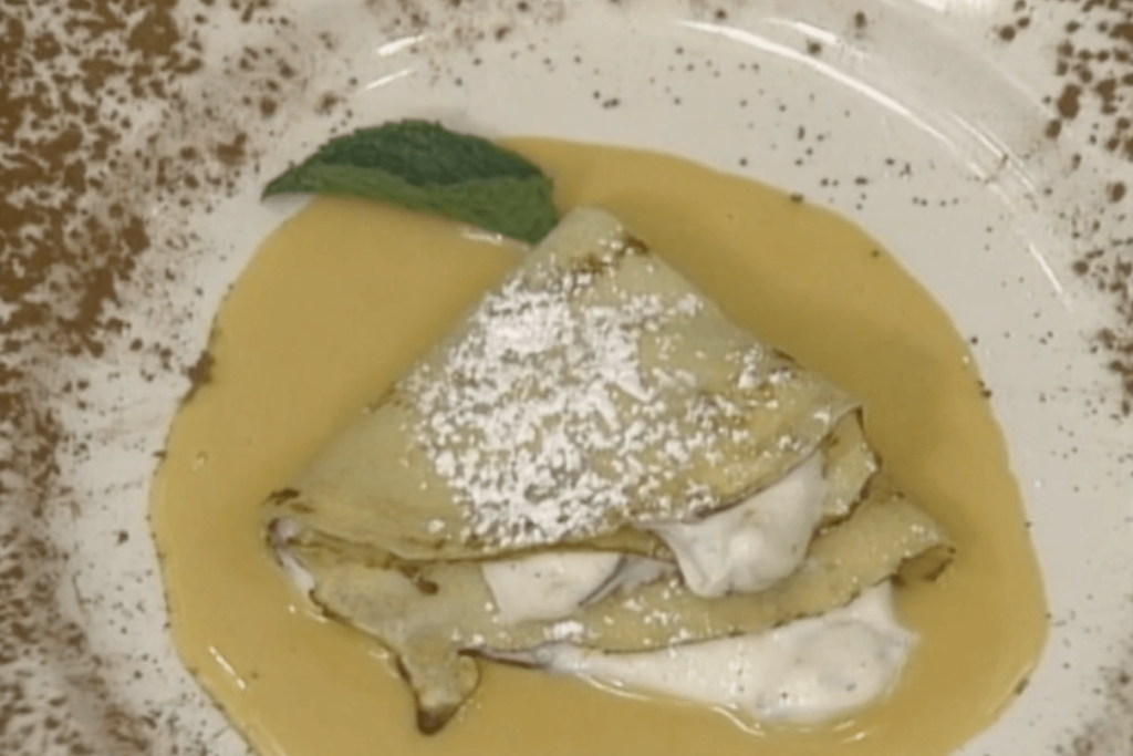 Crespella di Ricotta con Salsa al Caramello