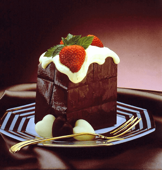 Chocolate Bag Filled with White Chocolate Mousse